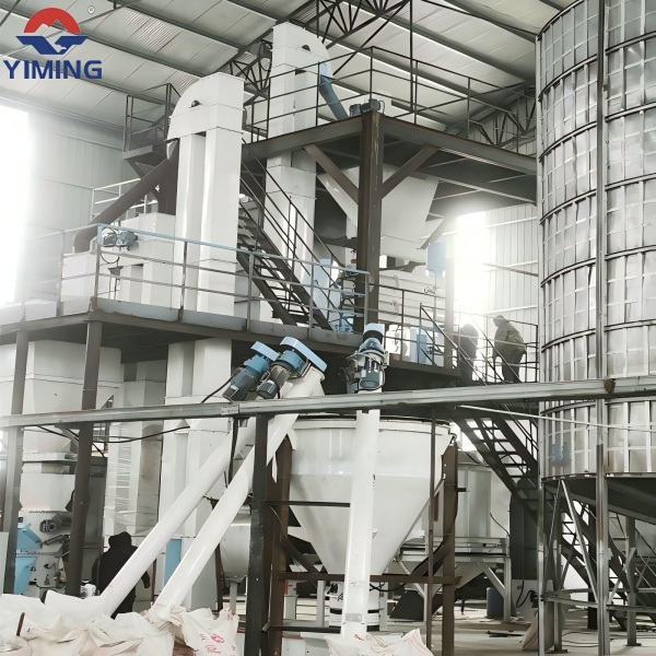 Automatic Poultry feed plant